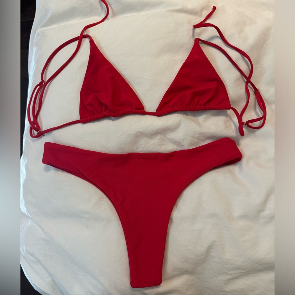 Skatie Red Bikini